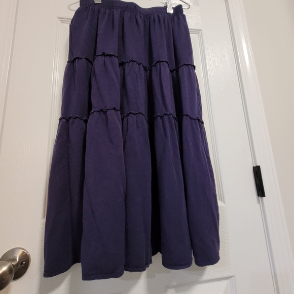 Navy Blue Midi Double Tiered Skirt with Pockets Size Small - Picture 2 of 15